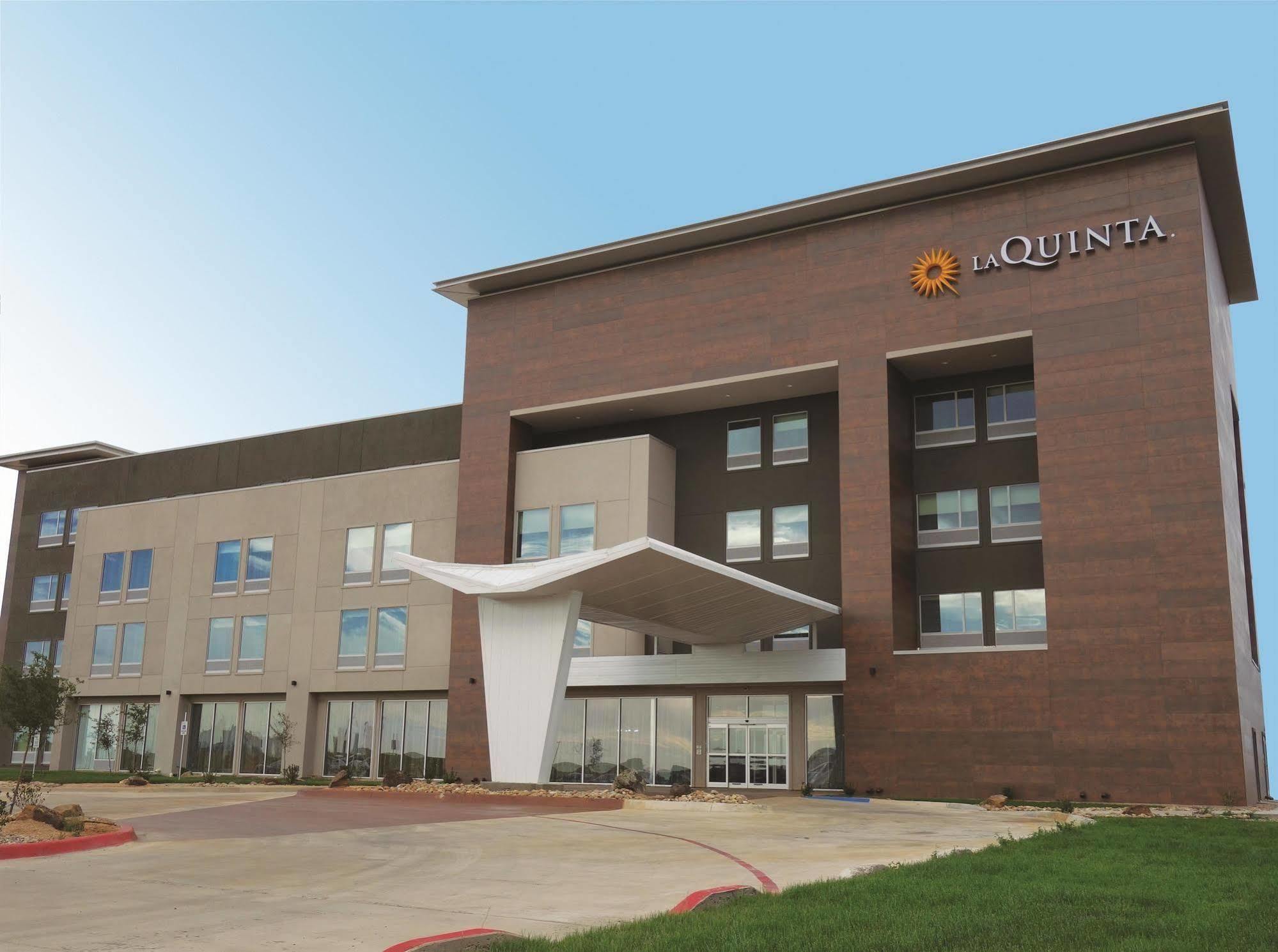 La Quinta By Wyndham Amarillo Airport Hotel Екстериор снимка